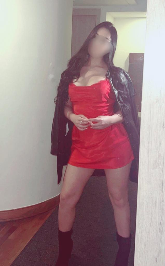 624124336: Chica busca chico en La Coruña