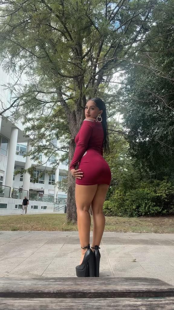 Chica busca chico en Valencia: 