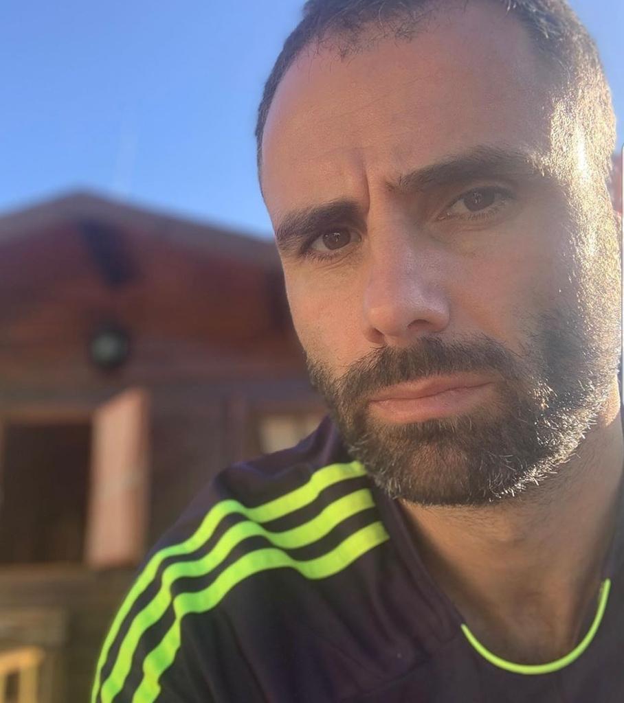 637894392: Chico busca chica en Madrid