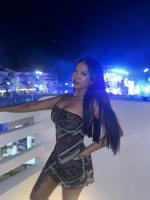 610964665: Chica busca chico en Málaga