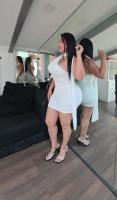 697695054: Chica busca chico en Barcelona