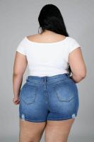 674564045: Chica busca chico en Sevilla