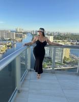 674315253: Chica busca chico en Cádiz