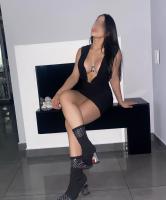 614044313: Chica busca chico en La Coruña