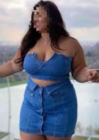 674564045: Chica busca chico en Sevilla