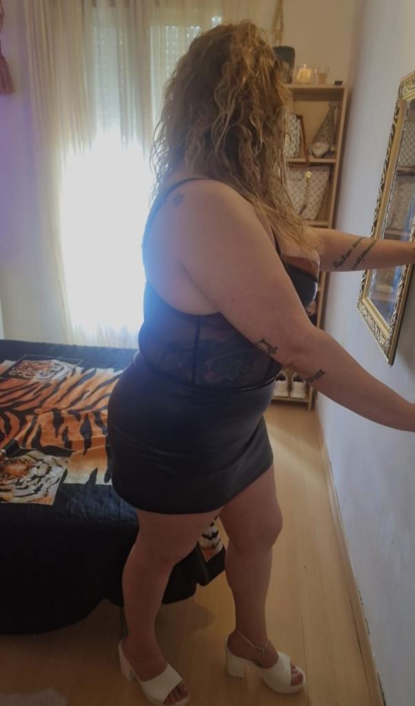 641693536: Chica busca chico en Valencia
