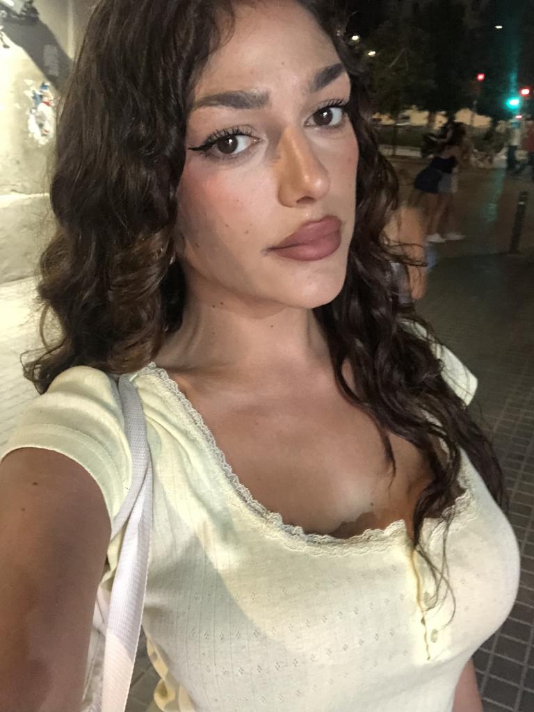 666426910: Transexual en Barcelona