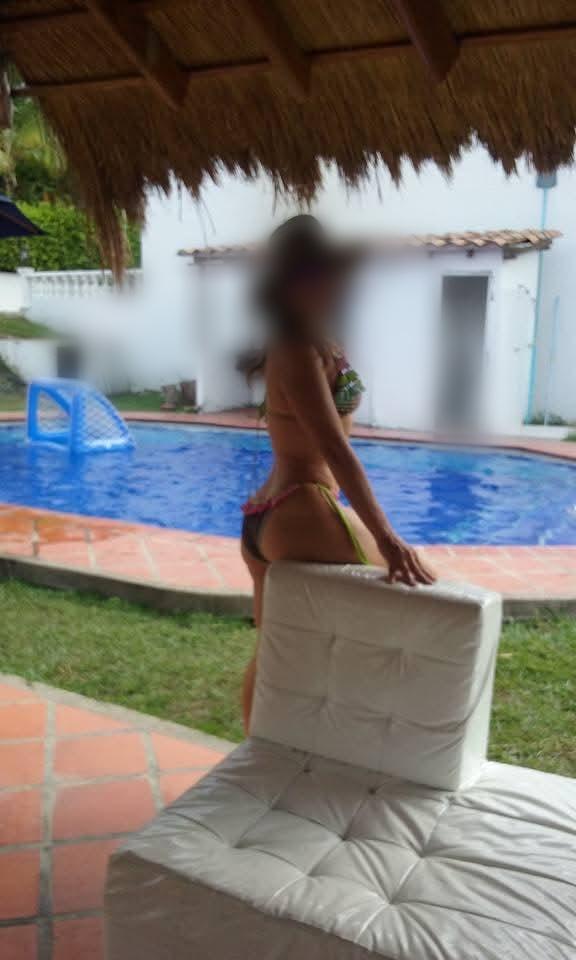 Chica busca chico en Huelva: Chica busca chico