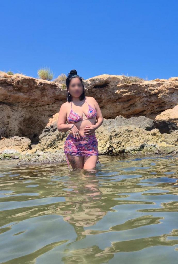 613806961: Chica busca chico en Murcia