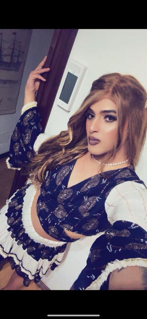 666219811: Transexual en Zaragoza