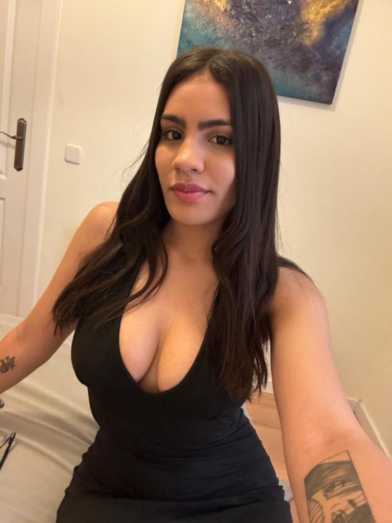 Chica busca chico en Zaragoza: Chica busca chico