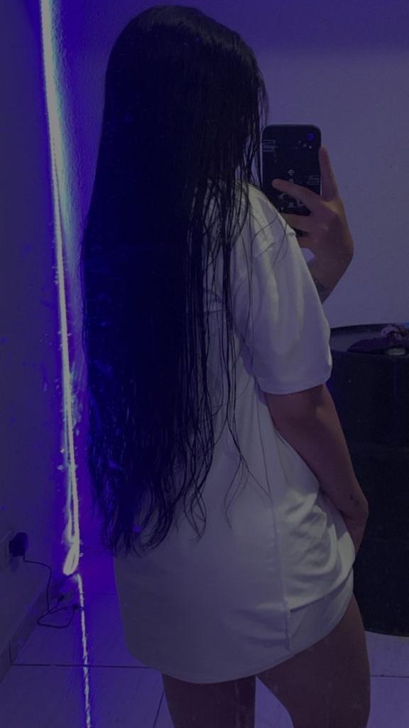 643280460: Chica busca chico en Sevilla