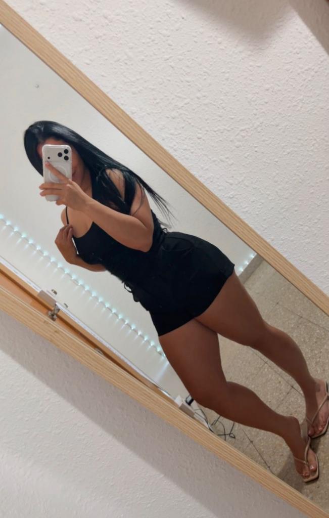 Chica busca chico en Granada: 