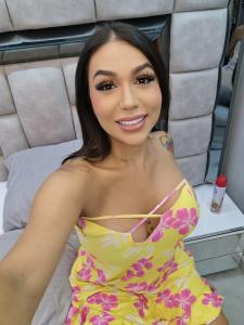 632245440: Transexual en Albacete