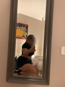 640318157: Chica busca chico en Madrid