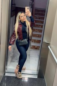 692288426: Chica busca chico en Málaga