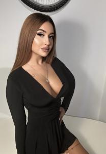 645211439: Chica busca chico en Málaga