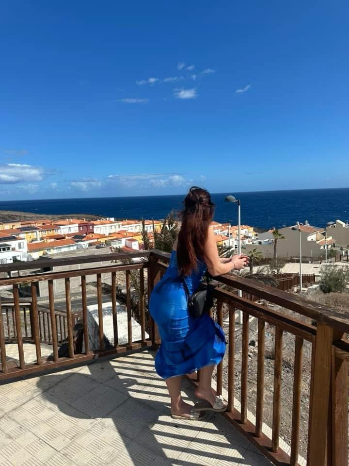 Chica busca chico en Cádiz: 