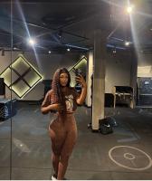 631825170: Chica busca chico en Barcelona