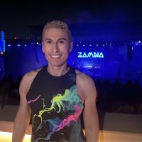 623911348: Chico busca chica en Barcelona