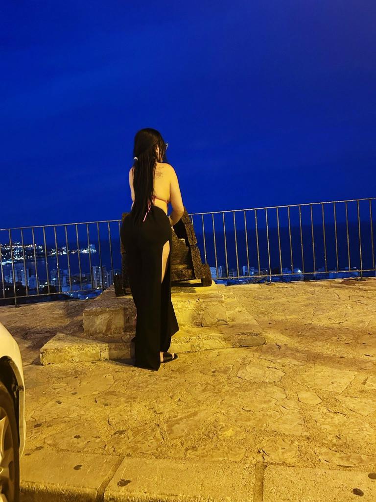 Chica busca chico en Valencia: 