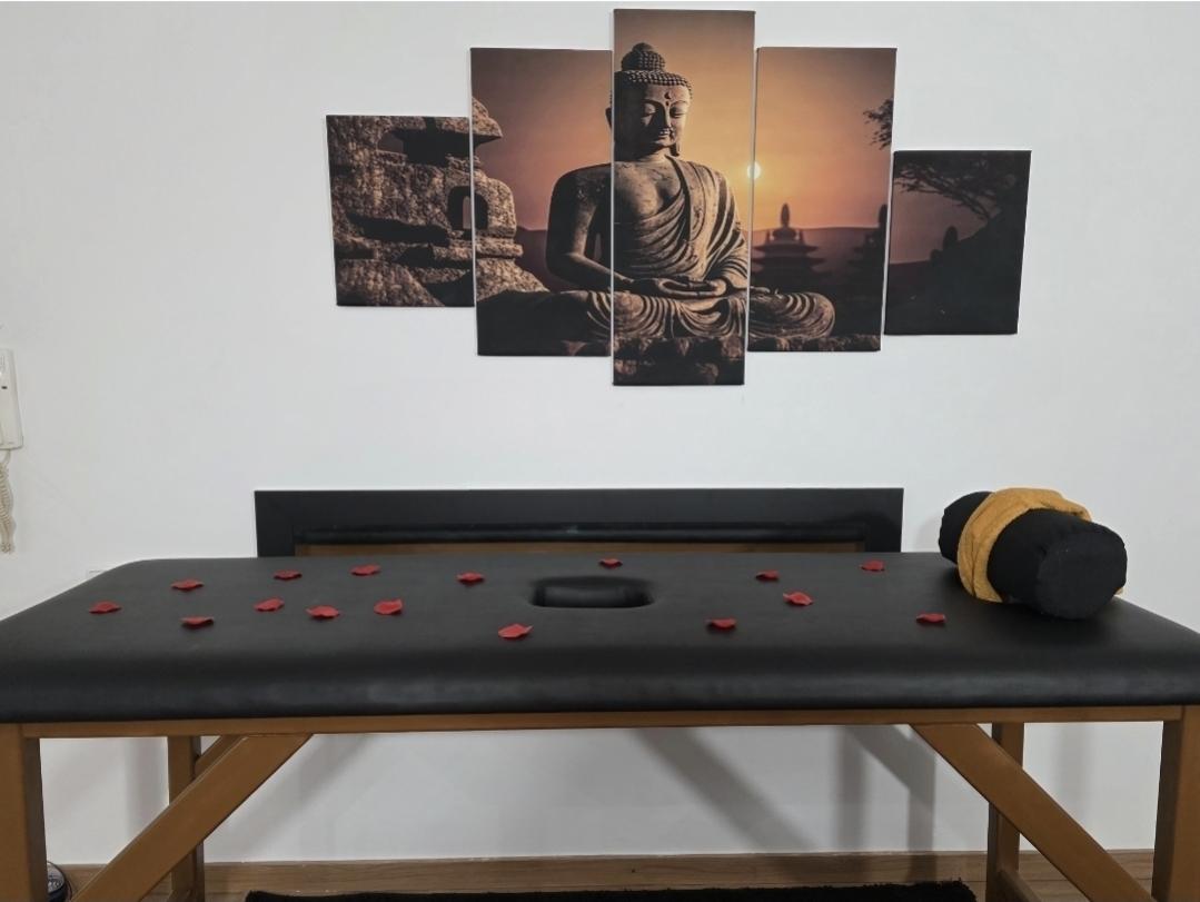 670490550: Chica busca chico en Barcelona