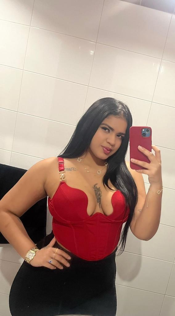 Chica busca chico en Granada: 