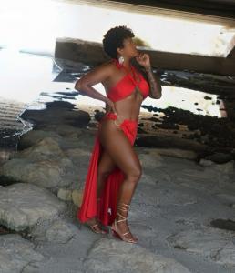 663174234: Chica busca chico en Tarragona