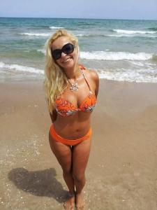 674378704: Chica busca chico en Gerona