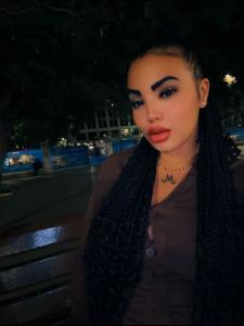 661586813: Chica busca chico en Málaga