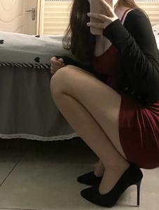 685570637: Chica busca chico en Barcelona