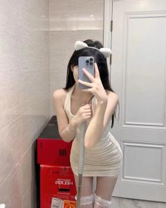 685570637: Chica busca chico en Barcelona