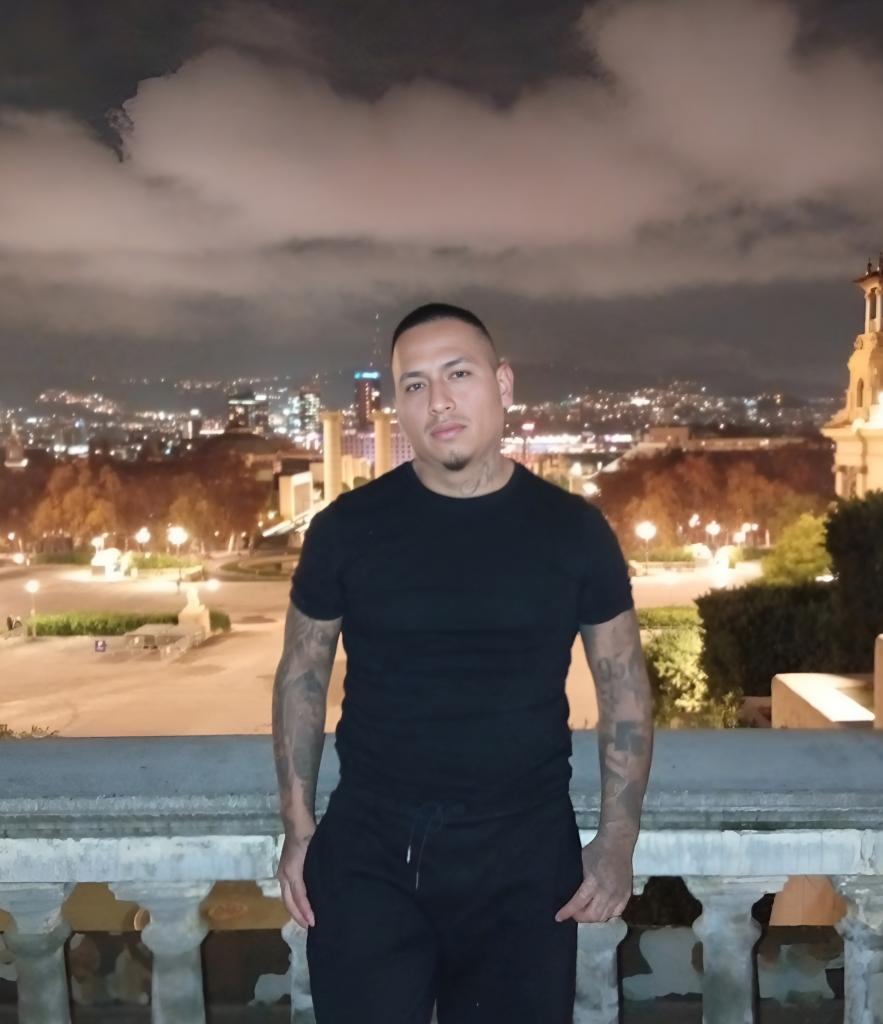 Chico busca chica en Barcelona: 