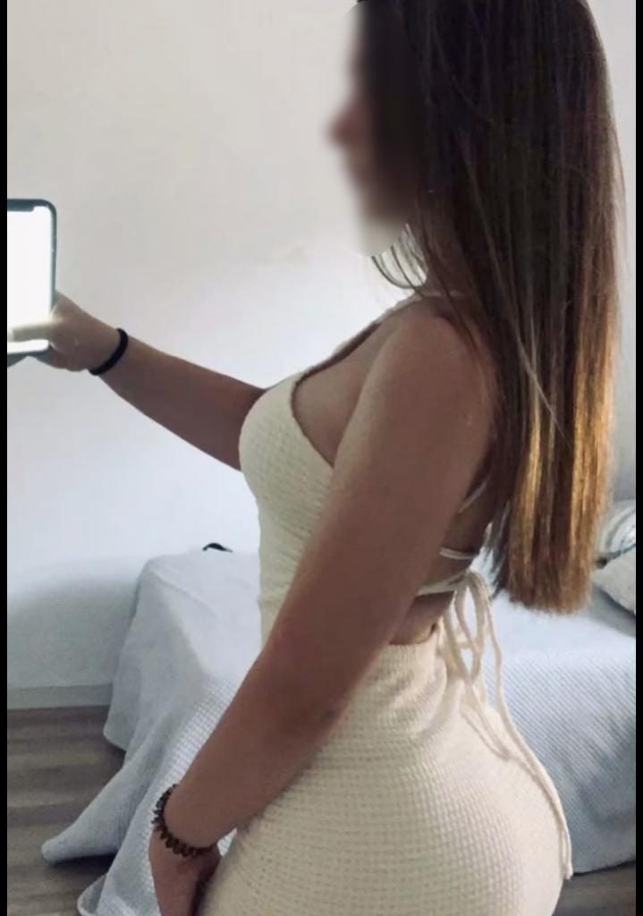 613117251: Chica busca chico en Cádiz