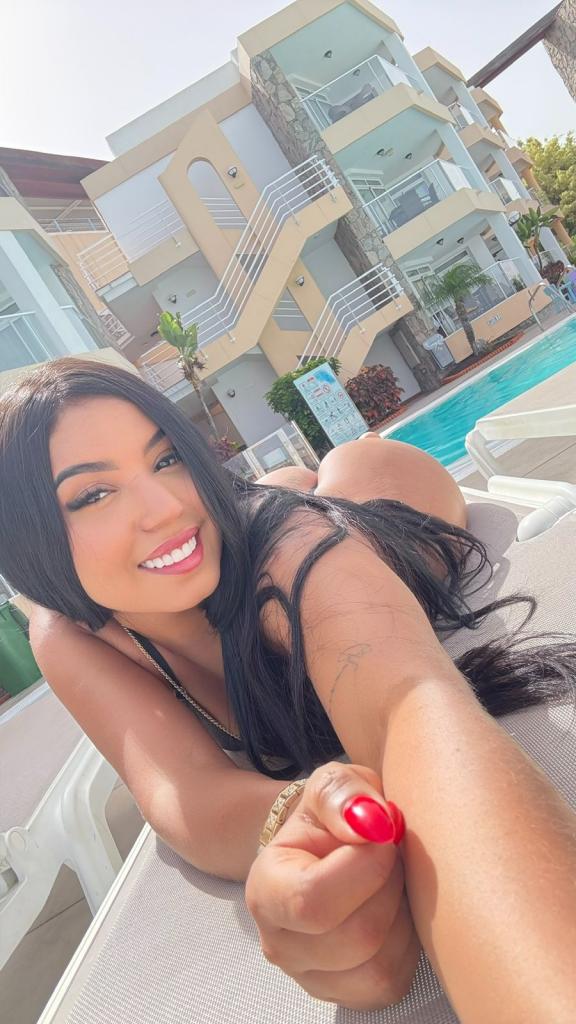 Chica busca chico en Tenerife: 