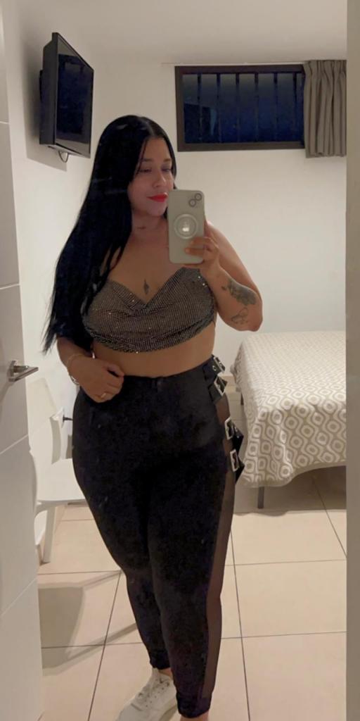 Chica busca chico en Tenerife: 