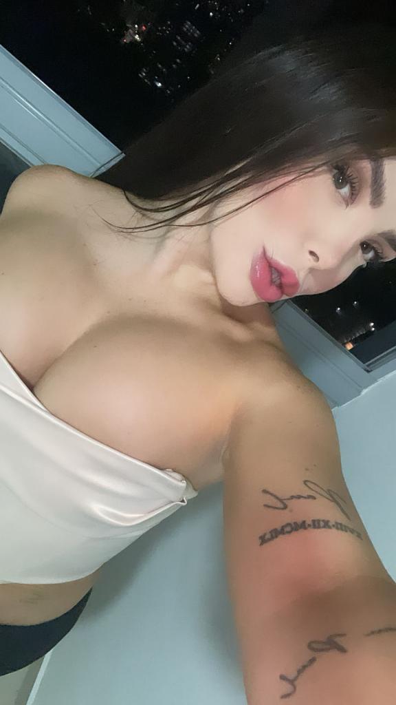 613589283: Chica busca chico en Murcia