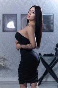 613450897: Chica busca chico en Barcelona