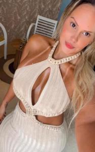 649401084: Chica busca chico en Sevilla