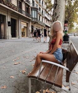 624067954: Chica busca chico en Toledo