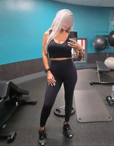 661145141: Chica busca chico en Málaga