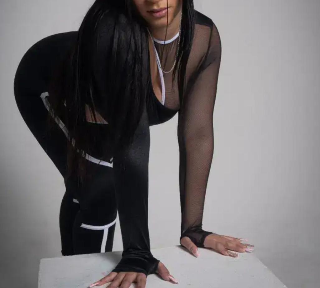 Chica busca chico en Granada: 