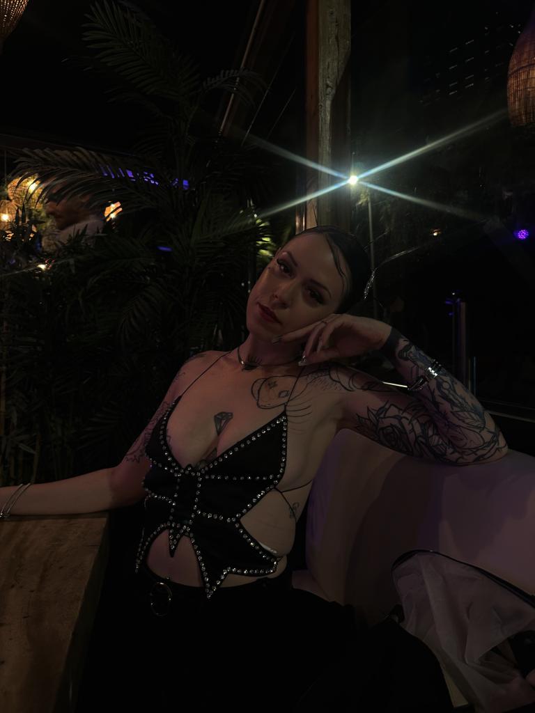 Chica busca chico en Barcelona: 