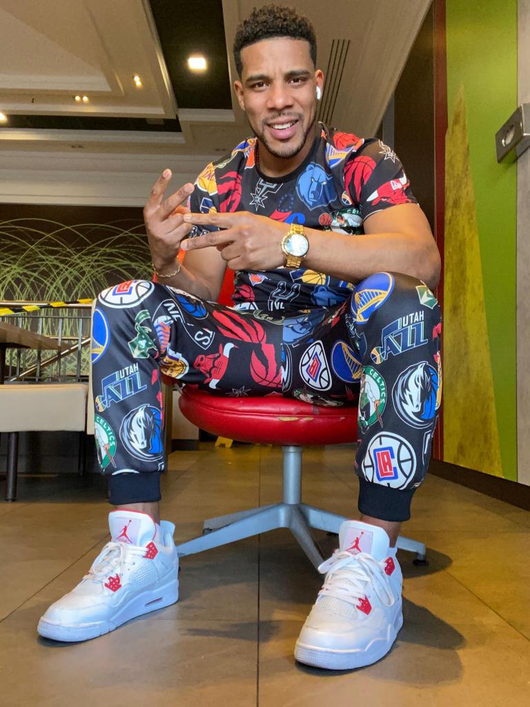 Chico busca chica en Barcelona: 