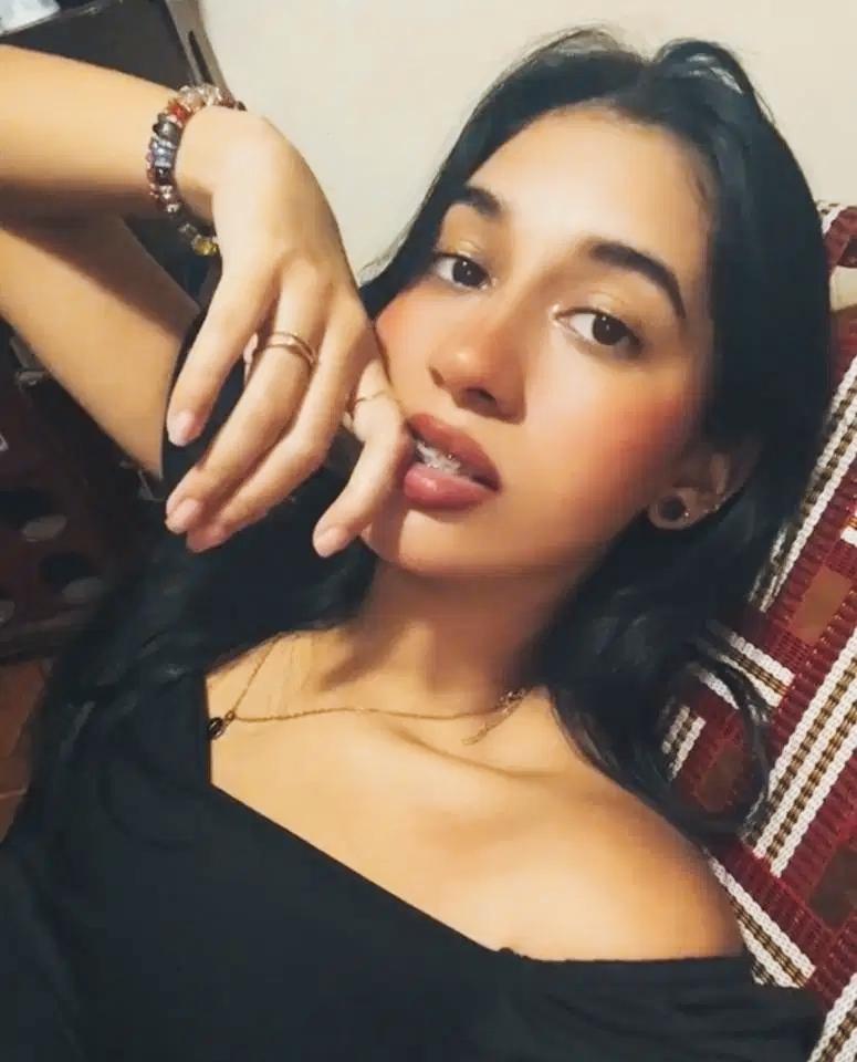 Chica busca chico en Tenerife: 