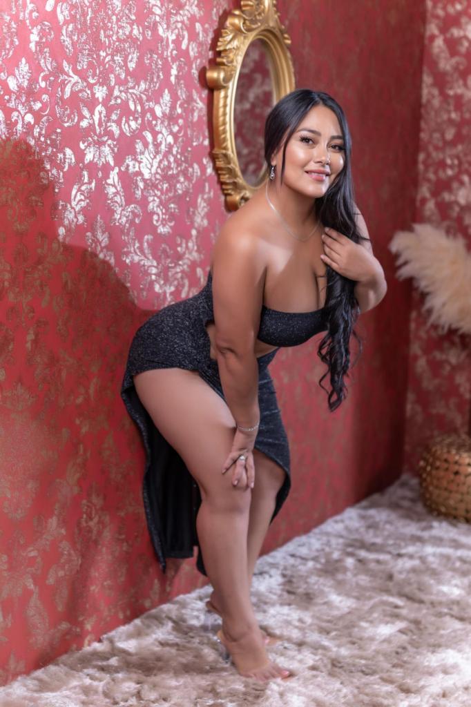 604297486: Chica busca chico en Barcelona