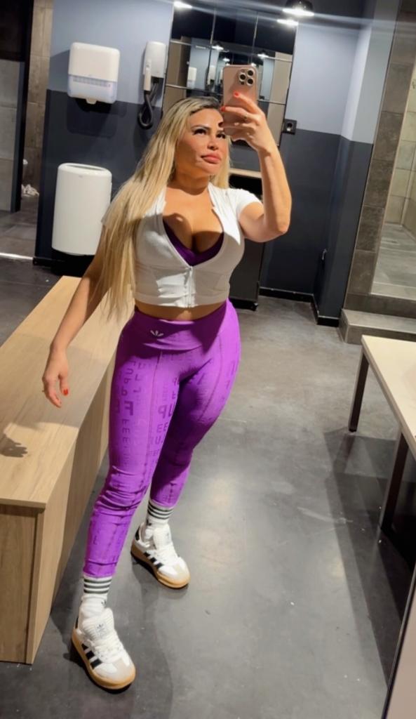 Chica busca chico en Sevilla: Chica busca chico