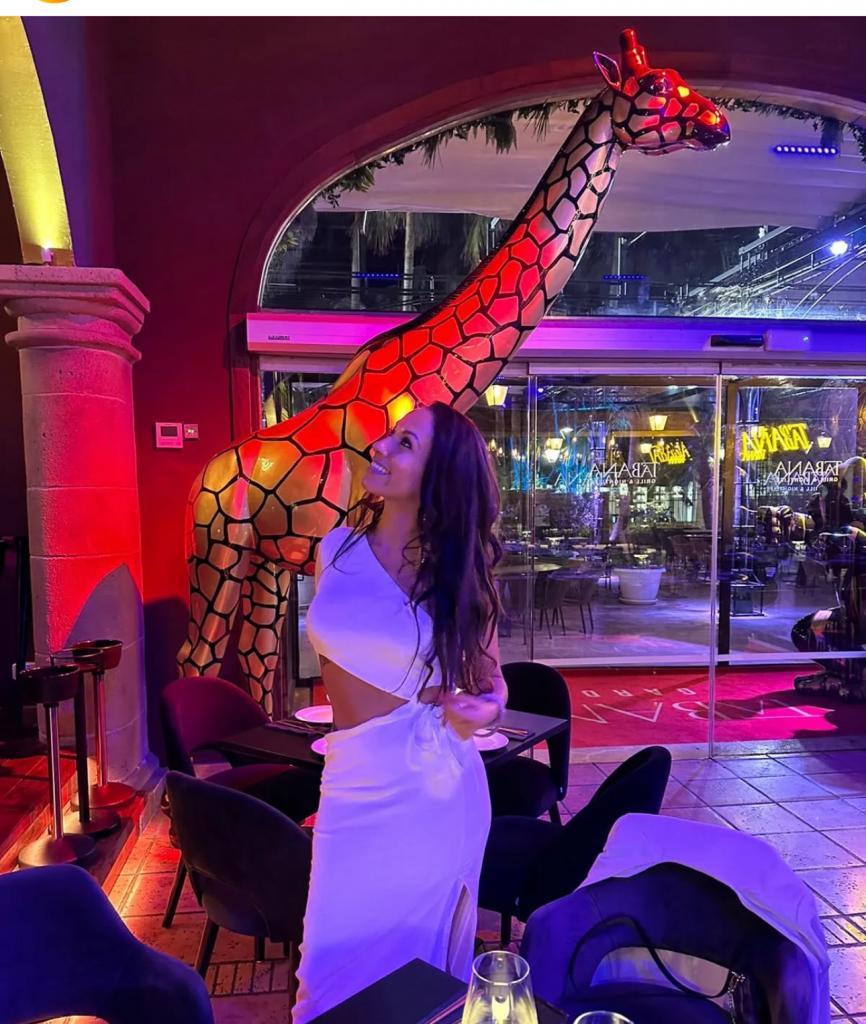 673886848: Chica busca chico en Mallorca