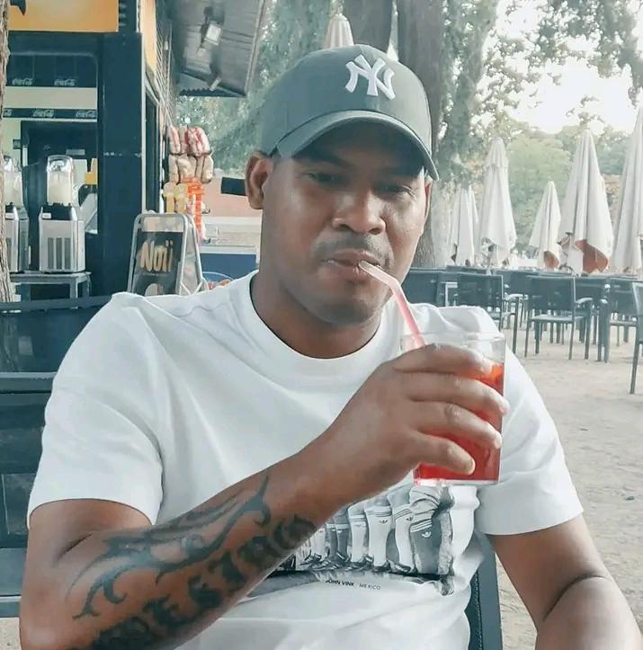 667872368: Chico busca chica en Madrid