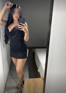 612408224: Chica busca chico en Barcelona